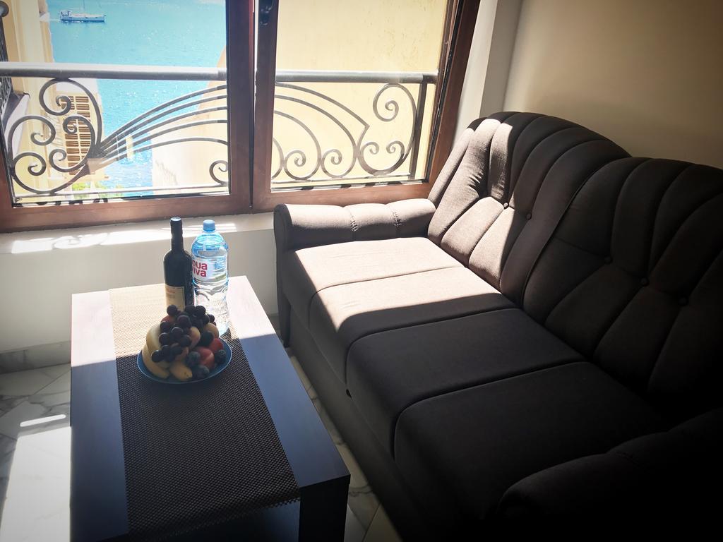 Vilena Apartmani Tivat Eksteriør billede